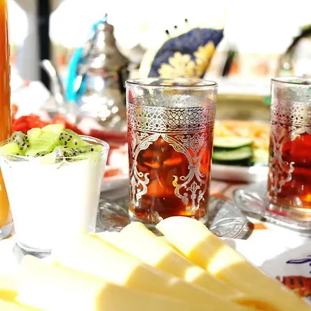 Couette-café The Azure Moroccan Style